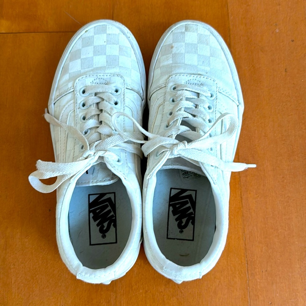 VANS women size 7
